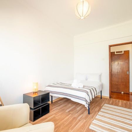 Appartamento Guestready - Costa Da Caparica Beach Getaway Esterno foto